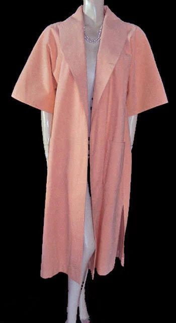 *FROM MY OWN PERSONAL COLLECTION - VINTAGE DESIGNER VERA MAXWELL PEACH ULTRASUEDE CLUTCH COAT - PERFECT FOR SPRING, SUMMER & EARLY FALL Trapeze Tunic Caftan